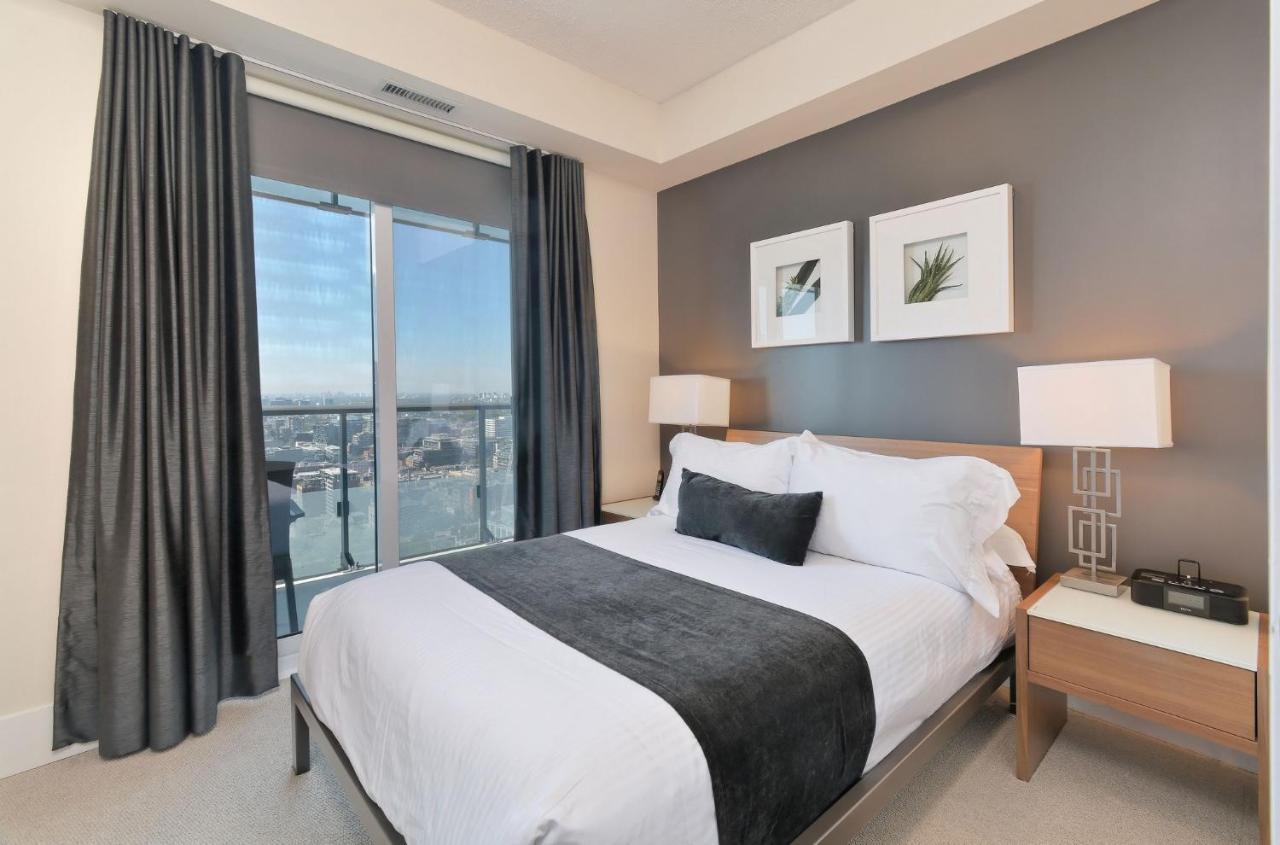 Delsuites - 300 Front Street - 30 Night Stays Toronto Bagian luar foto