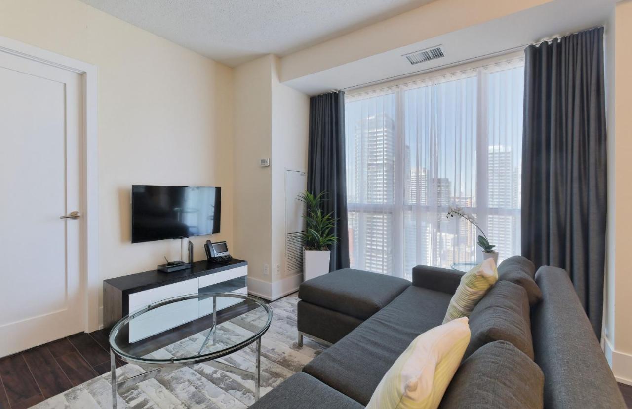 Delsuites - 300 Front Street - 30 Night Stays Toronto Bagian luar foto